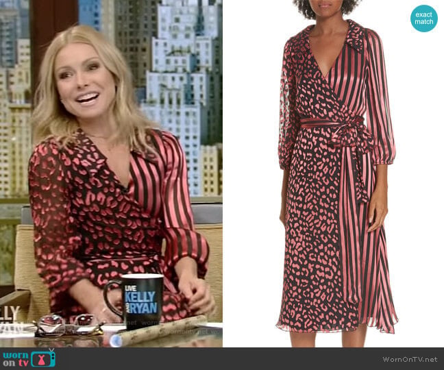 Alice + Olivia Abigail Dress worn by Kelly Ripa on Live with Kelly and Mark