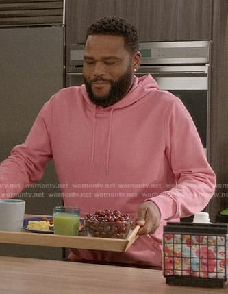 Andre’s pink hoodie on Black-ish