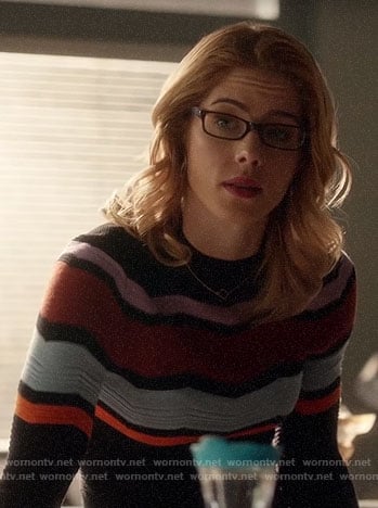 Felicity’s chevron sweater on Arrow