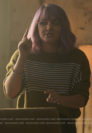 Gert’s green striped cardigan on Marvel’s Runaways