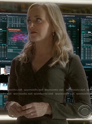 Marissa’s grey long sleeved dress on Bull