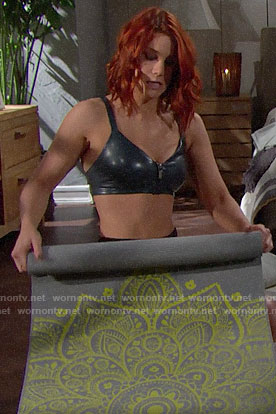 Sally’s yoga outfit on The Bold and the Beautiful