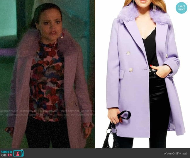 Topshop Naomi Faux Fur Collar Coat in Lilac worn by Maggie Vera (Sarah Jeffery) on Charmed