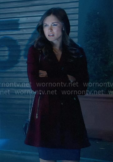 Willow’s red coat on General Hospital