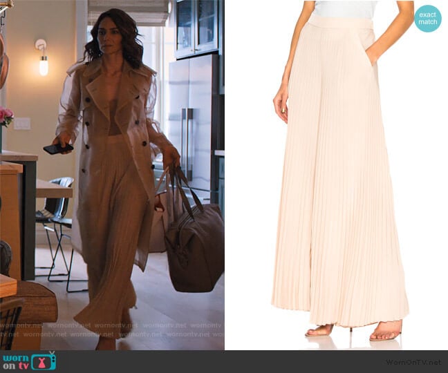 A.L.C. Donovan Pleated Wide-Leg Pants worn by Samantha Delmonico (Annie Parisse) on Friends from College