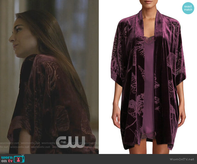 Christine Lingerie Faberge Floral Velvet Short Robe worn by Cristal Jennings (Daniella Alonso) on Dynasty