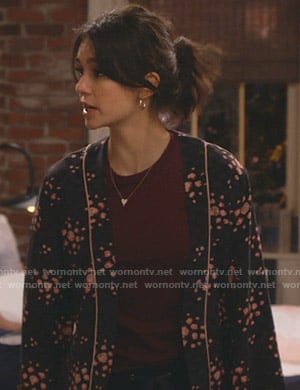 Clem’s black floral robe on Fam
