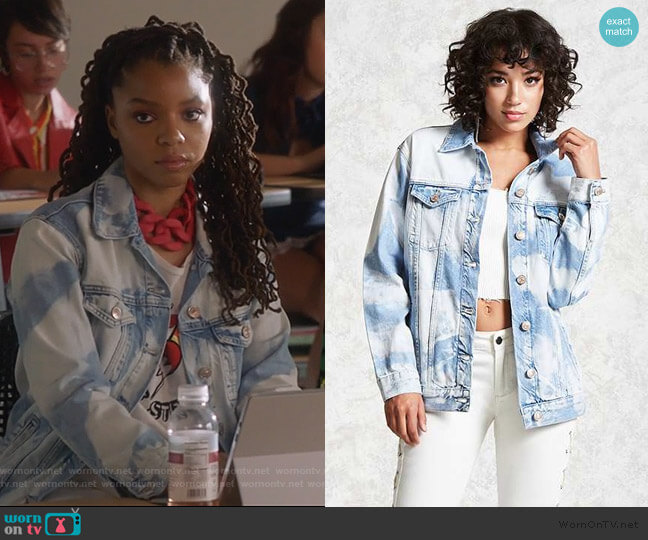 Forever 21 Bleached Denim Jacket worn by Jazlyn Forster (Chloe Bailey) on Grown-ish