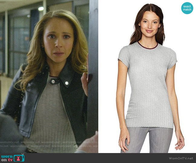 Joie Filana B Knit Tee worn by Veronica Newell (Juno Temple) on Dirty John