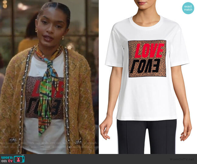 Sandro Selma Leopard Print Patch Tee worn by Zoey Johnson (Yara Shahidi) on Grown-ish