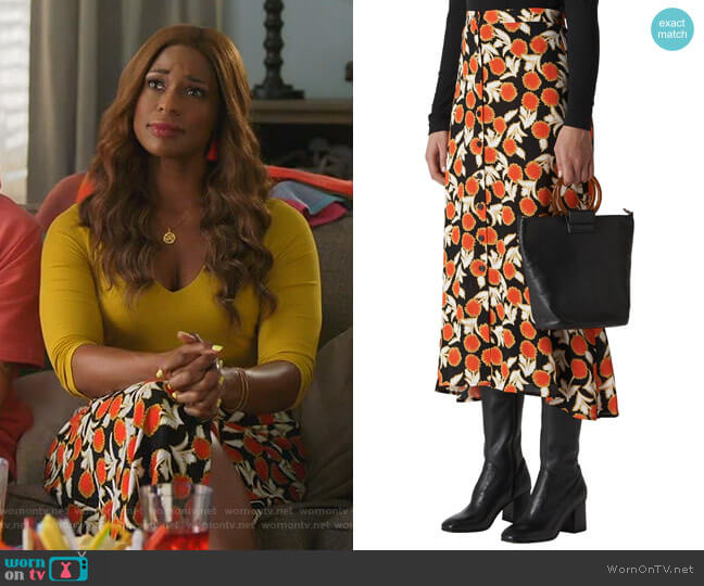 Whistles Dandelion Print Maxi Skirt worn by Poppy (Kimrie Lewis) on Single Parents