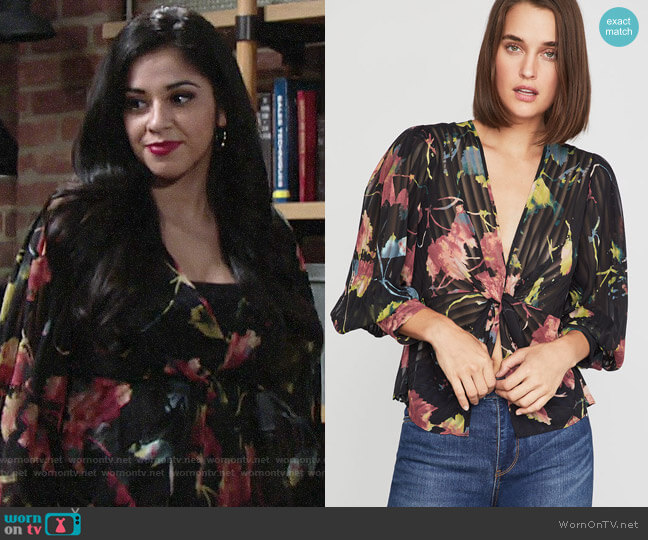 Bcbgmaxazria Floral-Print Twist-Front Blouse worn by Mia Rosales (Noemi Gonzalez) on The Young and the Restless