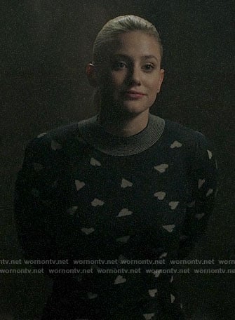 Betty’s heart print sweater on Riverdale