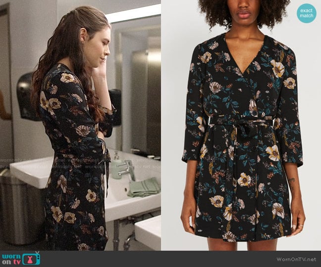 Frank and Oak Printed Blazer Dress worn by Nia Nal (Nicole Maines) on Supergirl