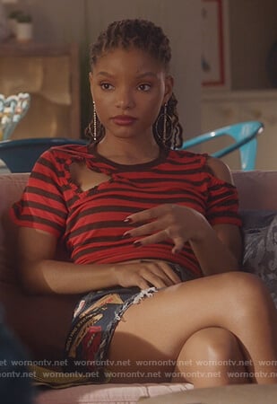 Skylar’s red striped distresed tee and denim patch skirt on Grown-ish