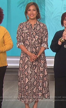 Carrie’s snake skin shirtdress on The Talk
