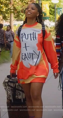 Jazlyn’s Truth + Beauty oversized sweatshirt on Grown-ish