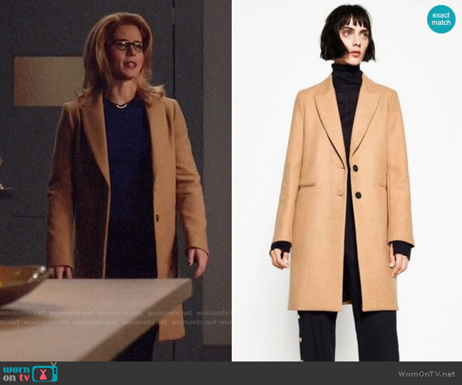Zara Masculine Coat worn by Felicity Smoak (Emily Bett Rickards) on Arrow