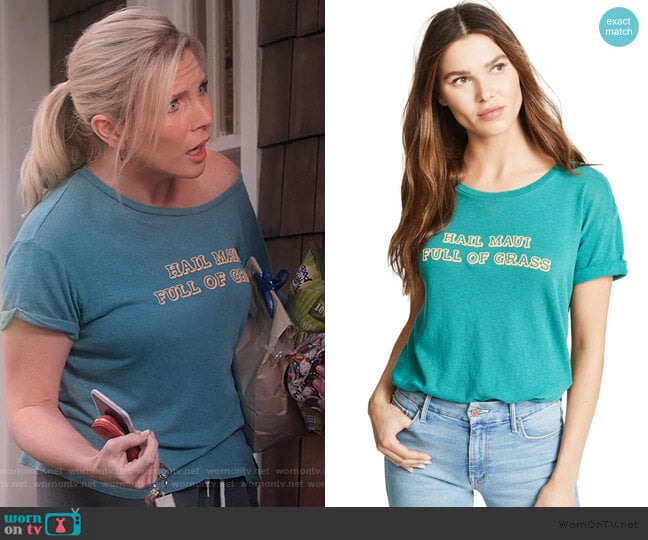 Mother The Oversized Goodie Goodie Tee worn by Brianna (June Raphael) on Grace and Frankie