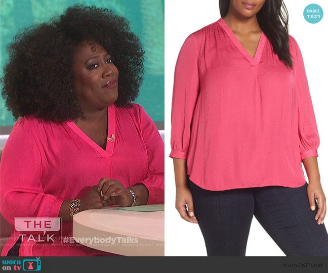 Vince Camuto Rumple Fabric Blouse worn by Sheryl Underwood on The Talk