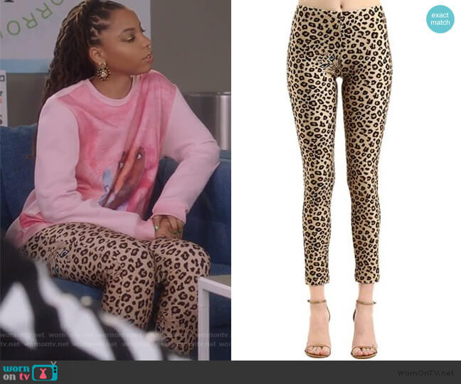 Vivetta Cat Detail Leggings worn by Jazlyn Forster (Chloe Bailey) on Grown-ish