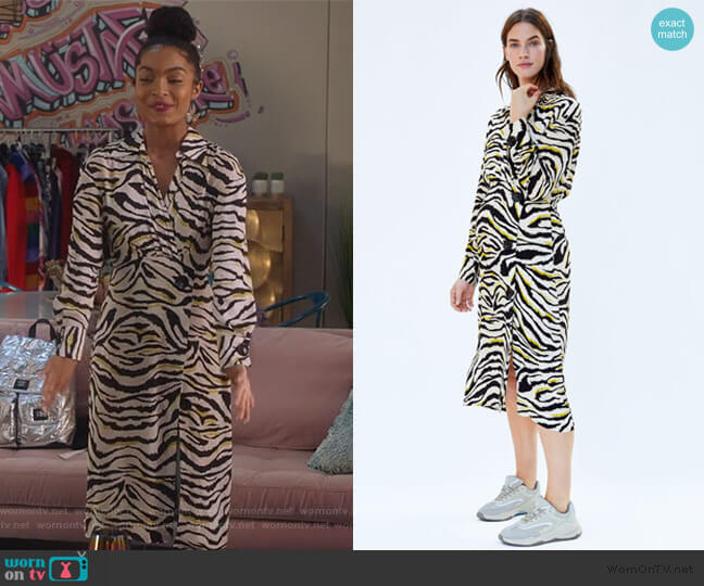 Zara Zebra Printed Dress worn by Zoey Johnson (Yara Shahidi) on Grown-ish