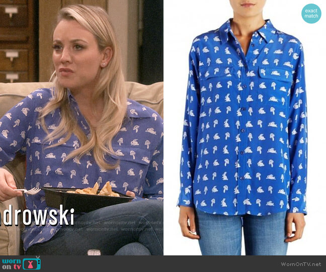 Equipment Slim Signature Silk Shirt in Nautical Blue Bunny Print worn by Penny Hofstadter (Kaley Cuoco) on The Big Bang Theory