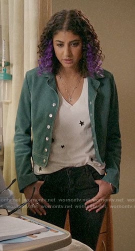 Heather’s star print top on Crazy Ex-Girlfriend