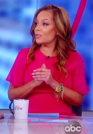 Sunny’s pink button sleeve dress on The View