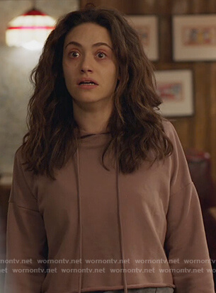 Fiona’s pink cropped hoodie on Shameless