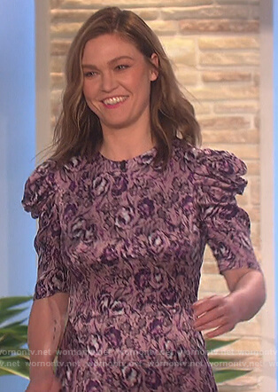 Julia Stiles’s purple floral puff shoulder dress on The Talk