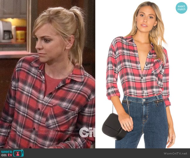 Rails Milo Shirt in Bonfire & Ash worn by Christy Plunkett (Anna Faris) on Mom
