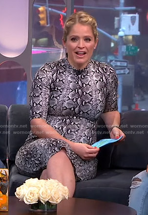 Sara’s snake print fitted dress on GMA Strahan and Sara