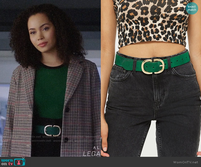 Topshop Pony Buckle Belt worn by Macy Vaughn (Madeleine Mantock) on Charmed