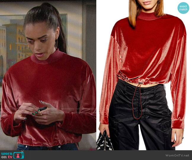 Topshop Velour Cropped Sweater in Rose worn by Zoe (Kiara Barnes) on The Bold and the Beautiful