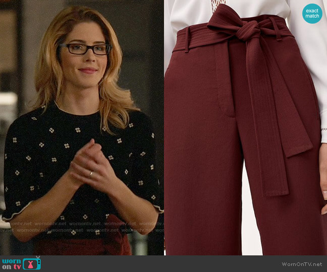 Wilfred Jallade Pants worn by Felicity Smoak (Emily Bett Rickards) on Arrow