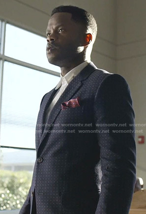 Jeff’s navy dotted suit on Dynasty