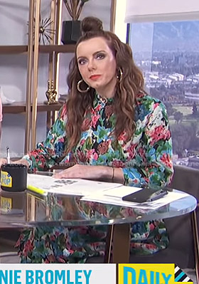 Melanie’s floral print mock neck dress on E! News Daily Pop