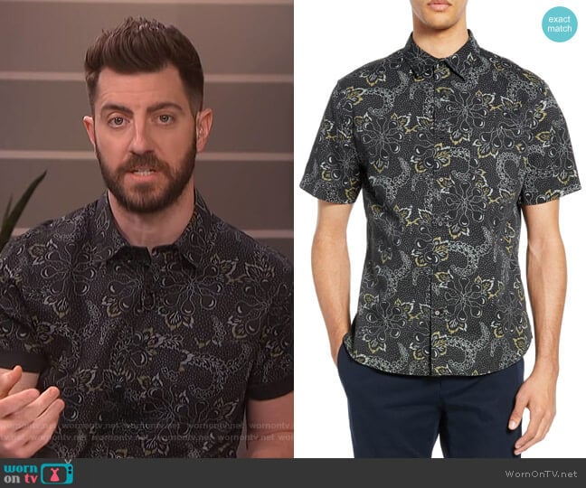 Vince Floral Classic Fit Sport Shirt worn by Will Marfuggi on E! News