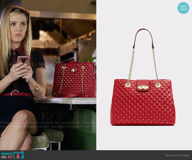 Aldo Elromyra Bag worn by Lucy (Natalie Hall) on Charmed