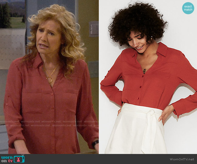 Express Slim Fit Convertible Sleeve Portofino Shirt in Cinnamon worn by Vanessa Baxter (Nancy Travis) on Last Man Standing