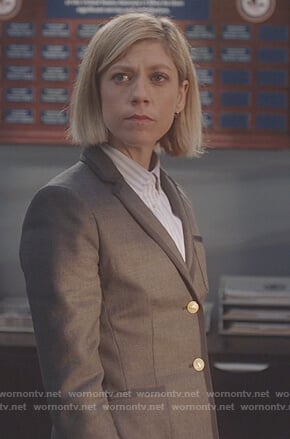 Kate’s gray contrast trim blazer on For the People