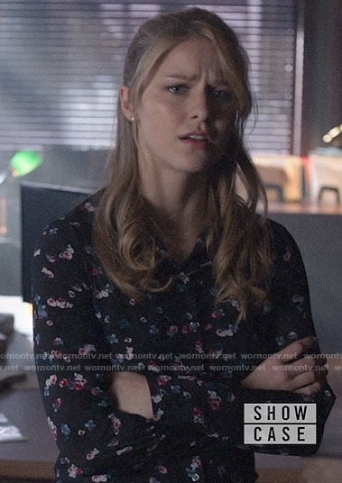 Kara’s floral shirt on Supergirl