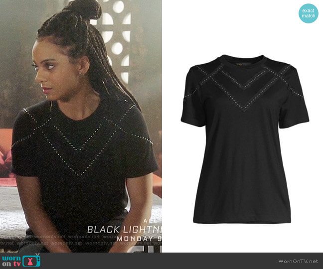 Maje Tabloid Studded T-shirt worn by Jada Shields (Aleyse Shannon) on Charmed