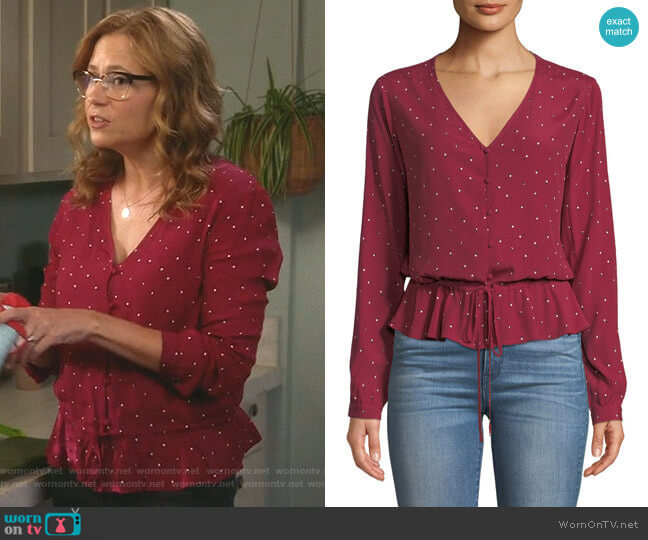 Rails Beaux Top worn by Lena (Jenna Fischer) on Splitting Up Together