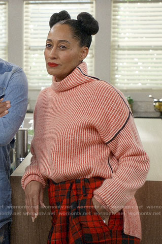 Bo’s coral ribbed sweater and plaid pants on Black-ish