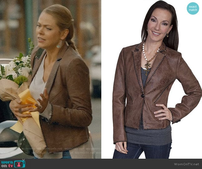 Scully L173 Leather Jacket worn by Isobel Evans-Bracken (Lily Cowles) on Roswell New Mexico