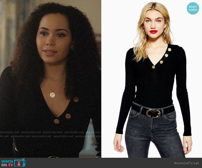 Topshop Hammered Button V-Neck Knitted Top worn by Macy Vaughn (Madeleine Mantock) on Charmed