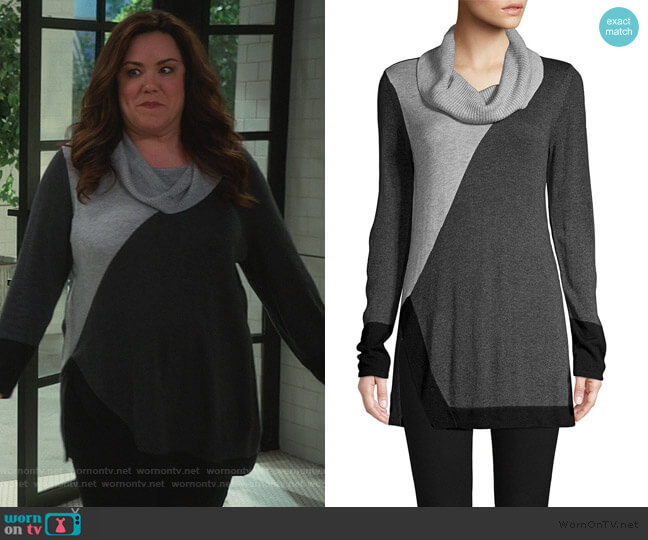 Lord & Taylor Gray Colorblock Cowl Neck Sweater worn by Katie Otto (Katy Mixon) on American Housewife