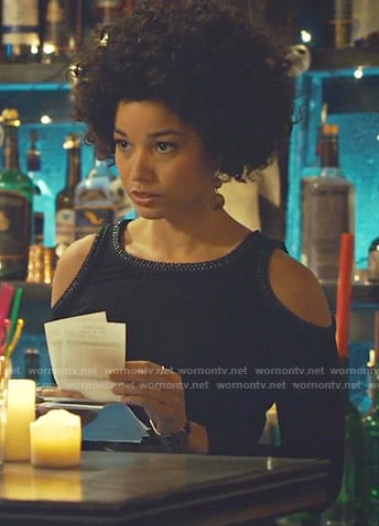 Maia’s black cold shoulder top on Shadowhunters